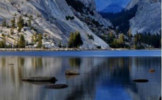 win7桌面图标消失怎么办（快速恢复桌面图标的方法）