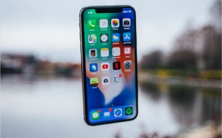 苹果半屏模式怎么关（快速关闭iPhone烦人的设置方法）
